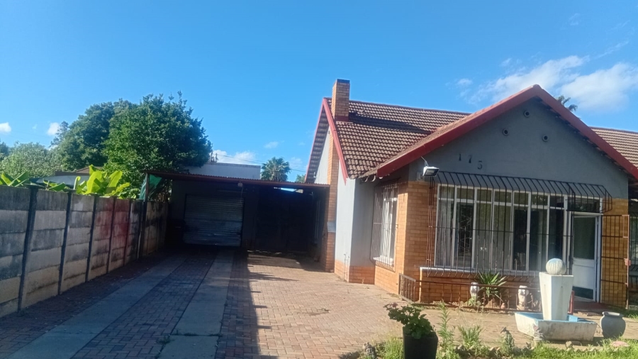 3 Bedroom Property for Sale in Stilfontein Ext 4 North West